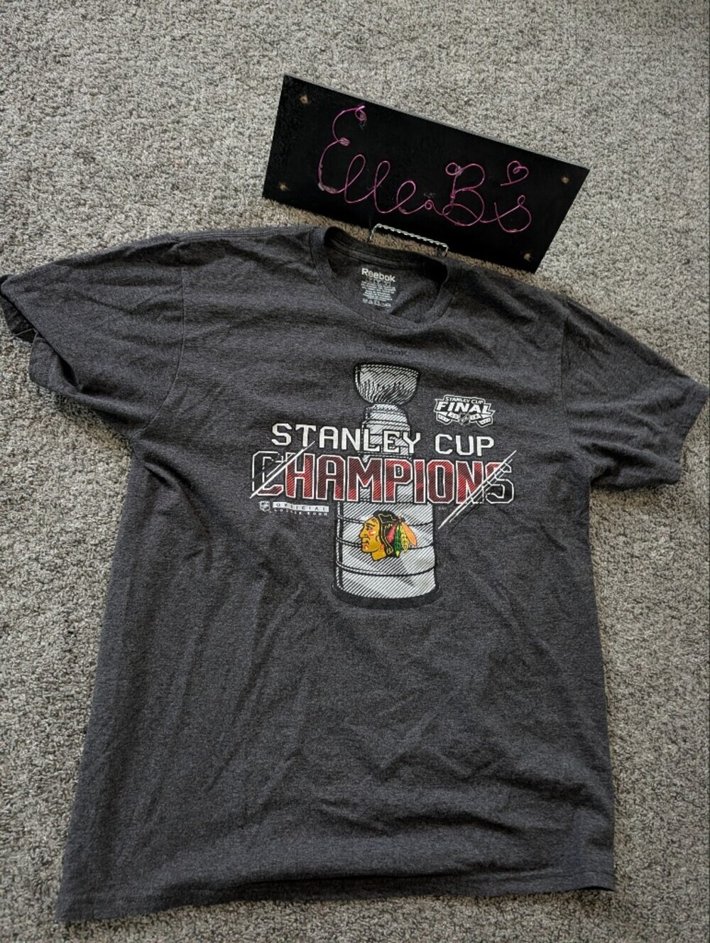 Euc Reebok Dark Gray Nhl Chicago Blackhawks Tee L